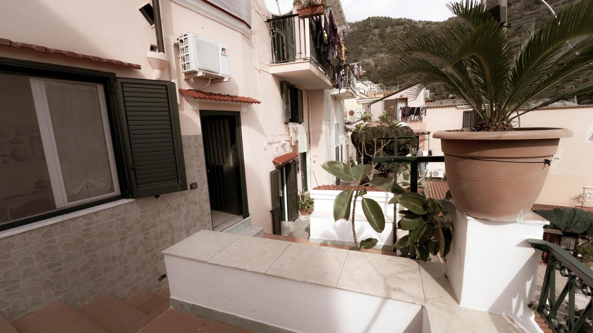 Appartamento Casa Nel Borgo Dei Gatti Cetara Esterno foto